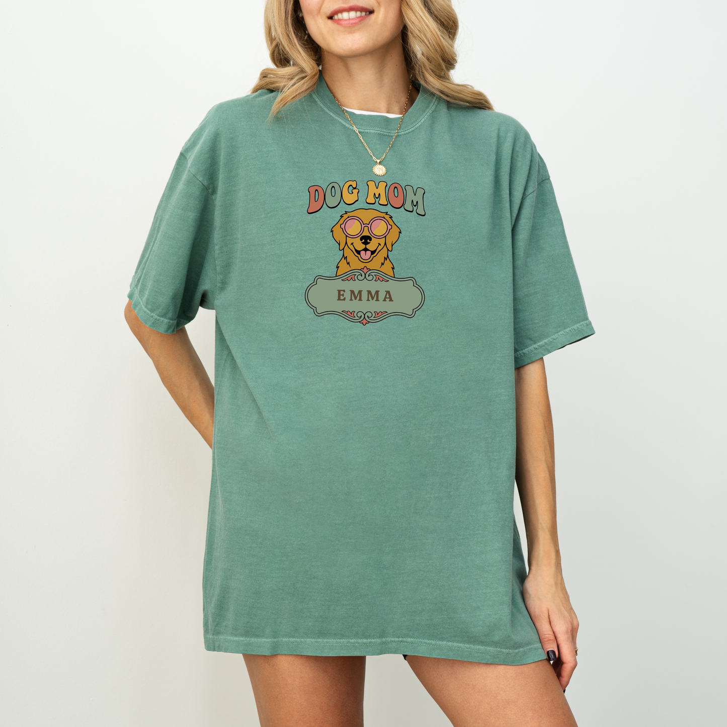 Personalized Fun Retro Dog Mom Shirt | Rootspaws