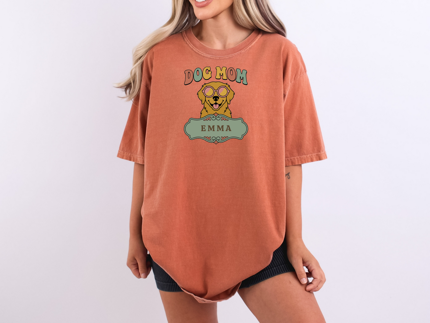 Personalized Fun Retro Dog Mom Shirt | Rootspaws